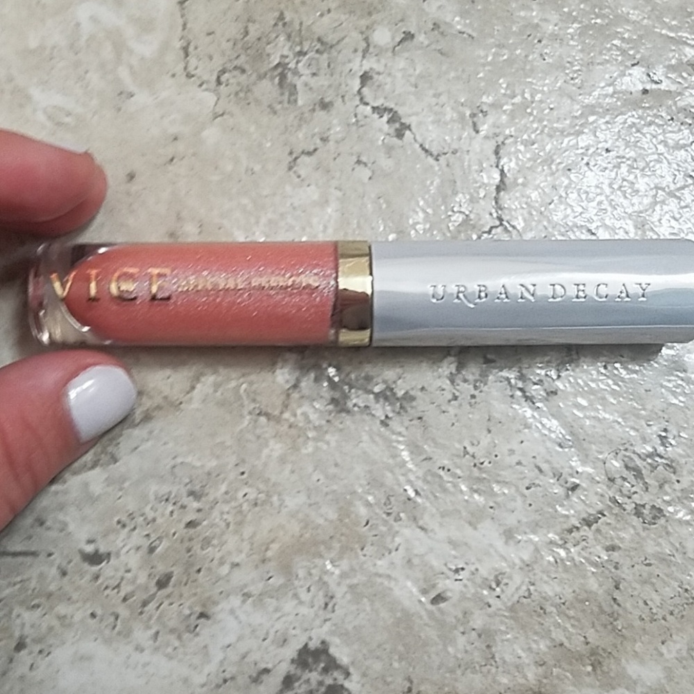 Urban Decay VICE Lip Gloss in FEVER